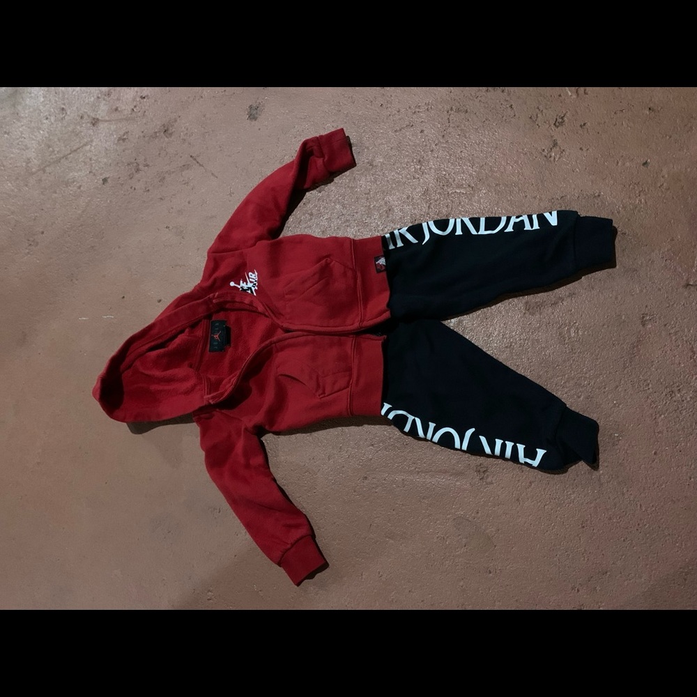 Jordan sweatsuit